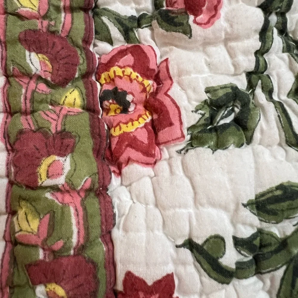 Pottery Barn Pink Floral🌸 Pillow Sham